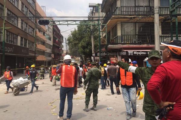 Workers clear rubble in Mexico