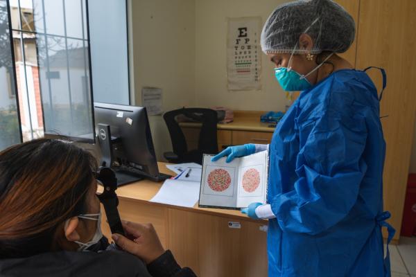 An endTB study participant goes through the control and evaluation process with the clinical team in Peru.