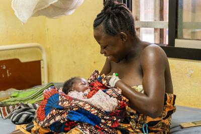 The morning after surgery, Sia and her baby are recovering well in KGH’s post-operation room.