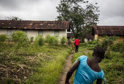CHW visits HIV patient in Sierra Leone